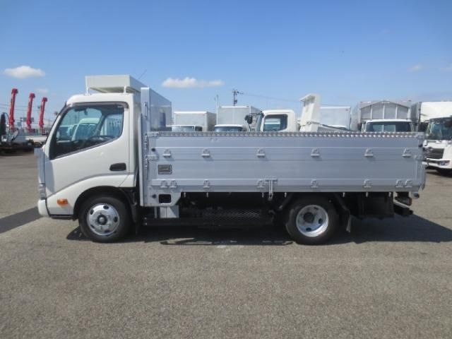 TOYOTA DYNA 2022 Image 31