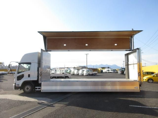 ISUZU FORWARD 2023 Image 31