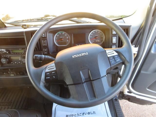 ISUZU FORWARD 2023 Image 31