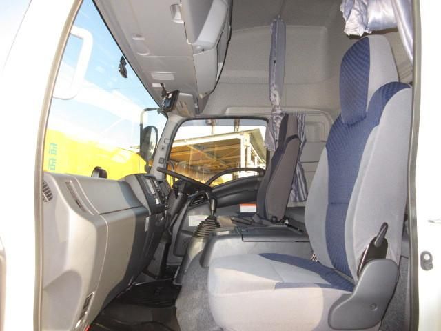 ISUZU FORWARD 2023 Image 31