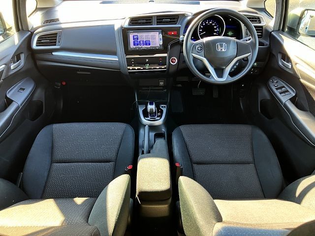 HONDA FIT HYBRID 2015 Image 31
