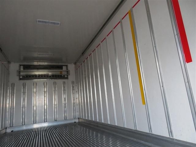 HINO DUTRO 2018 Image 31