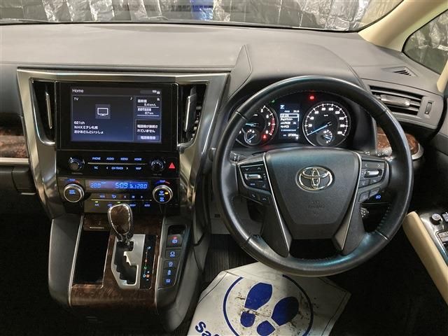 TOYOTA ALPHARD 4WD 2021 Image 31