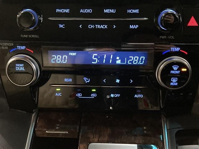 TOYOTA ALPHARD 4WD 2021 Image 31