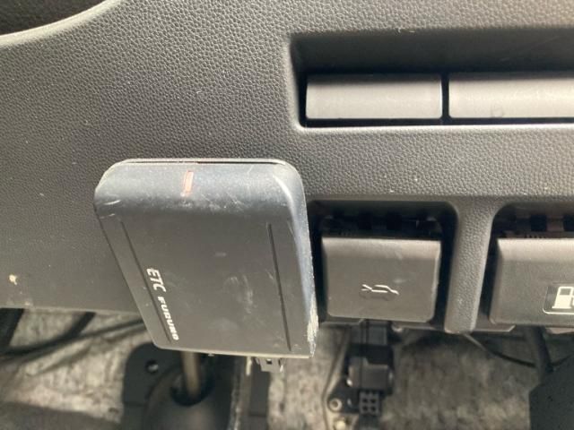 MAZDA MPV 4WD 2011 Image 31