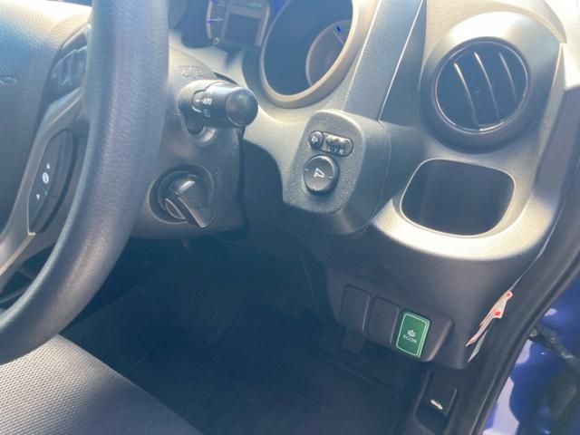 HONDA FIT HYBRID 2011 Image 31