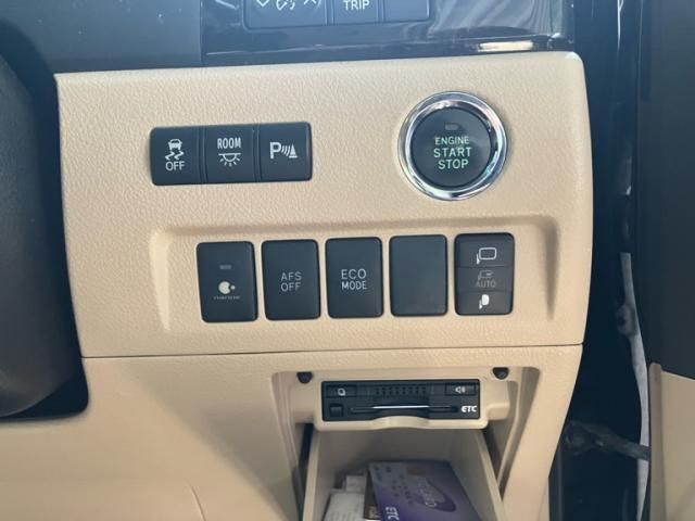 TOYOTA VELLFIRE 4WD 2012 Image 31