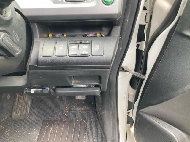 HONDA STEPWAGON SPADA 2012 Image 31