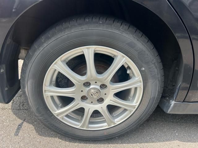 NISSAN TIIDA 2010 Image 31