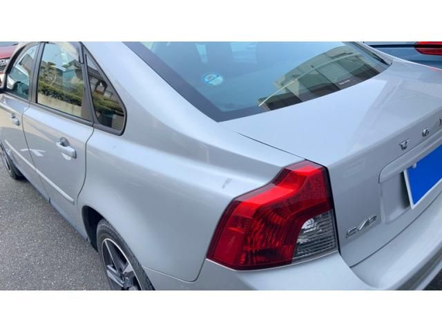 VOLVO S40 2009 Image 31