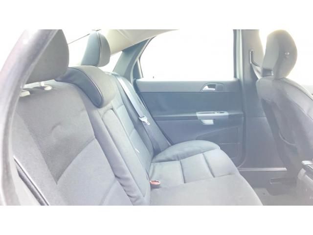 VOLVO S40 2009 Image 31