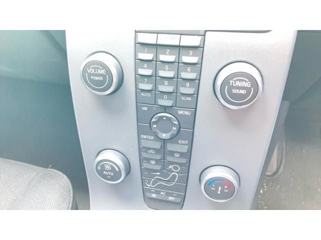 VOLVO S40 2009 Image 31