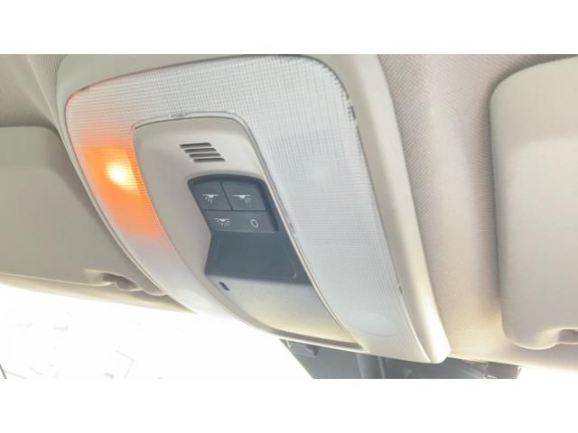 VOLVO S40 2009 Image 31