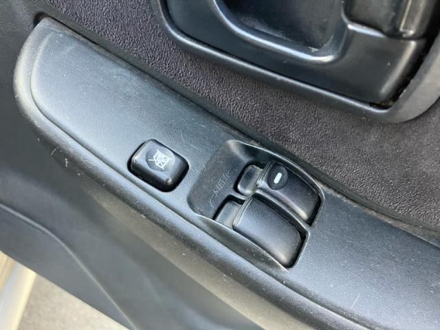 MITSUBISHI PAJERO MINI 4WD 2003 Image 31