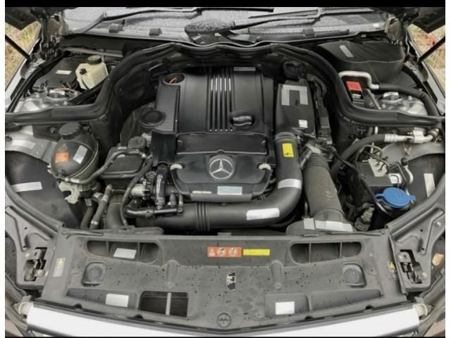 MERCEDES BENZ C CLAS 2011 Image 31