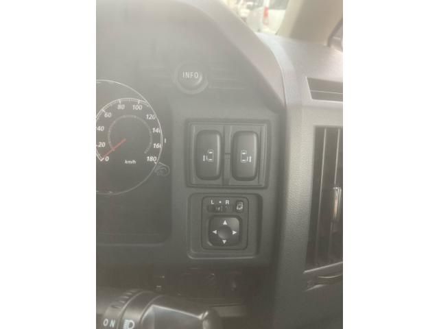 MITSUBISHI DELICA D:5 4WD 2010 Image 31