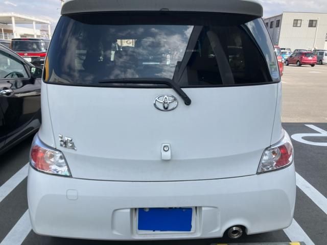 TOYOTA BB 2009 Image 31