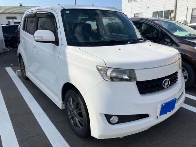 TOYOTA BB 2009 Image 31