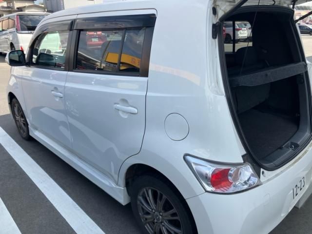 TOYOTA BB 2009 Image 31