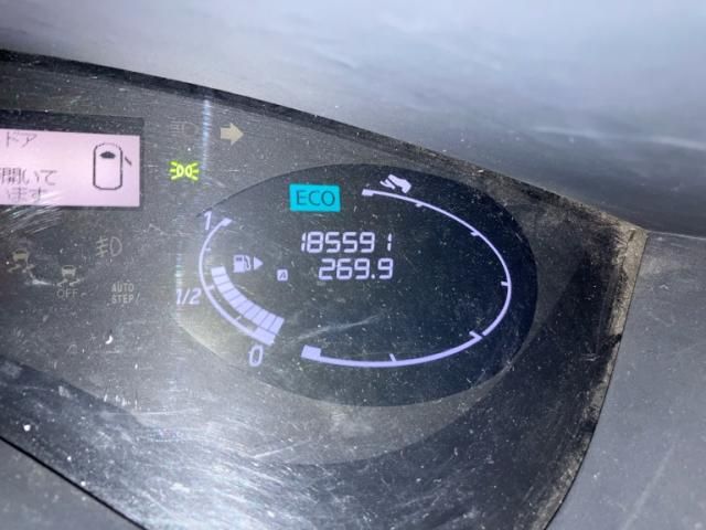 NISSAN SERENA  S-HYBRID 2015 Image 31