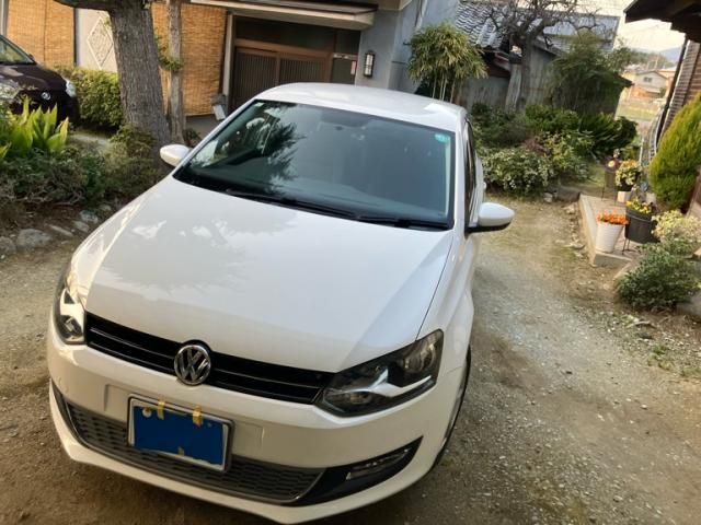 VOLKSWAGEN POLO 2011 Image 31