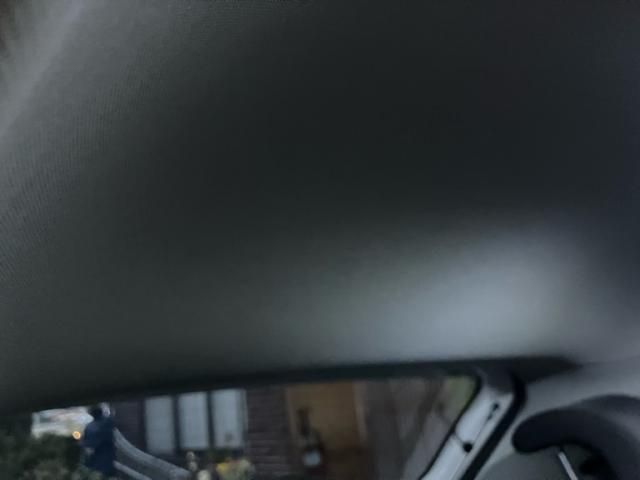 VOLKSWAGEN POLO 2011 Image 31