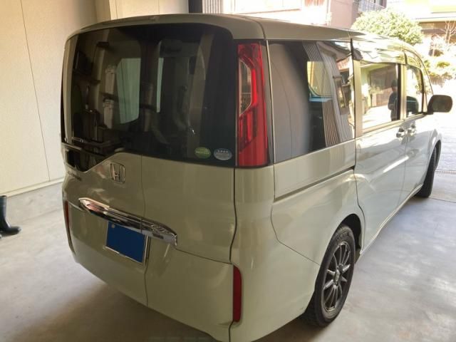 HONDA STEPWAGON 2016 Image 31