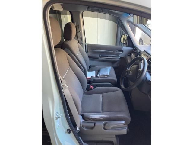 HONDA STEPWAGON 2016 Image 31