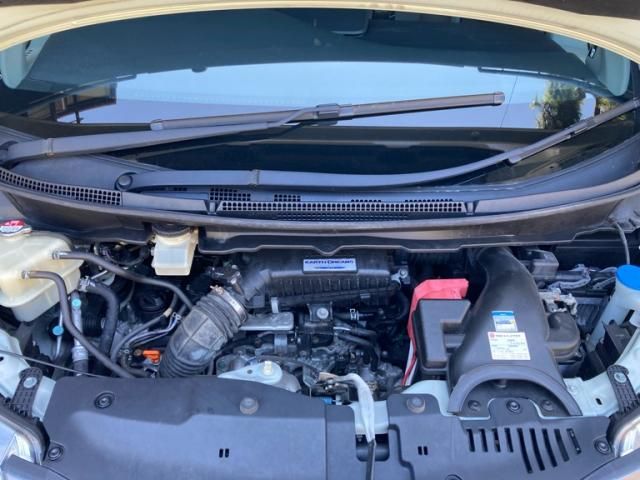 HONDA STEPWAGON 2016 Image 31