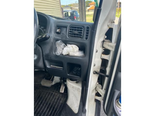 SUZUKI CARRY TRUCK 2003 Image 31