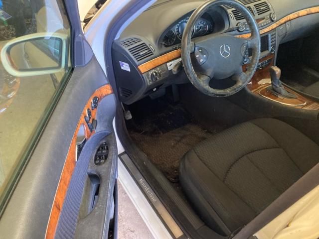 MERCEDES BENZ E CLAS 2003 Image 31