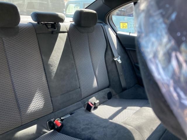 BMW 3SERIES SEDAN 2013 Image 31