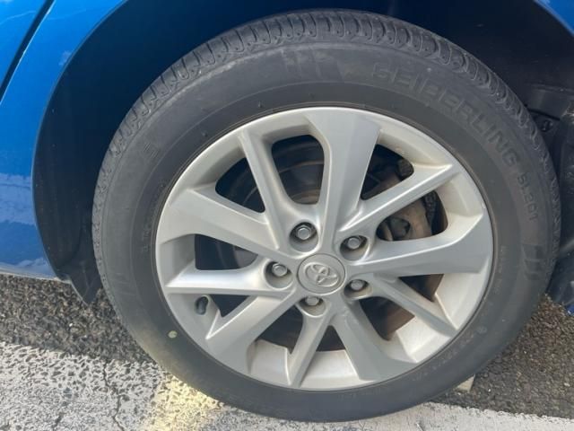 TOYOTA AURIS 2014 Image 31