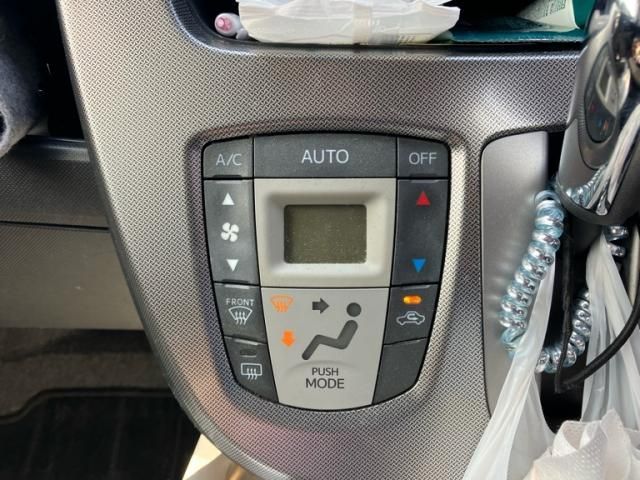 DAIHATSU MOVE CUSTOM 2013 Image 31