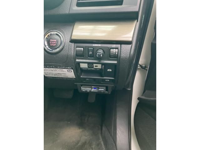 SUBARU LEGACY B4 2011 Image 31