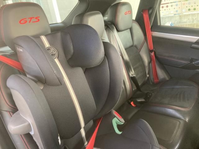 PORSCHE CAYENNE 2017 Image 31