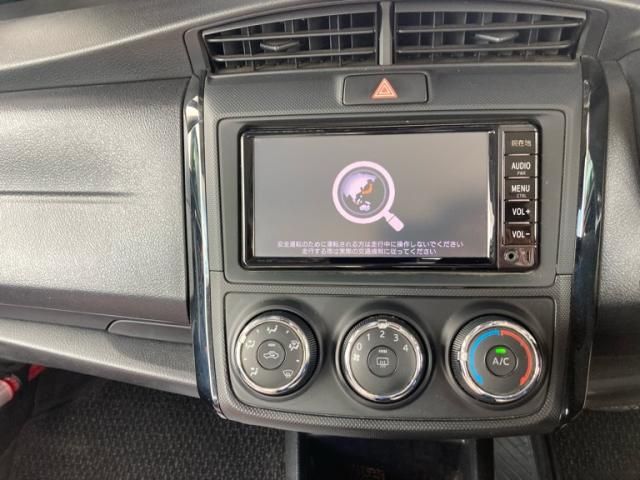 TOYOTA COROLLA AXIO 2017 Image 31