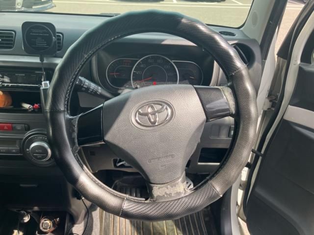 TOYOTA PIXIS SPACE CUSTOM 2014 Image 31