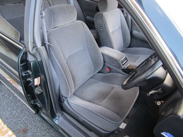 NISSAN CEDRIC HARDTOP 1994 Image 31