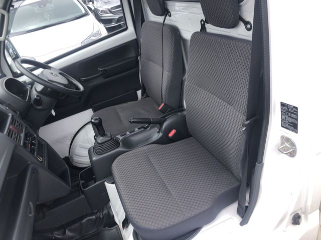 NISSAN NT100 CLIPPER 2015 Image 31