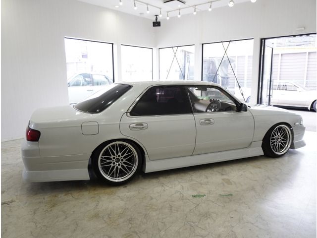 NISSAN LAUREL 1995 Image 31