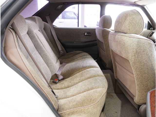 NISSAN LAUREL 1995 Image 31