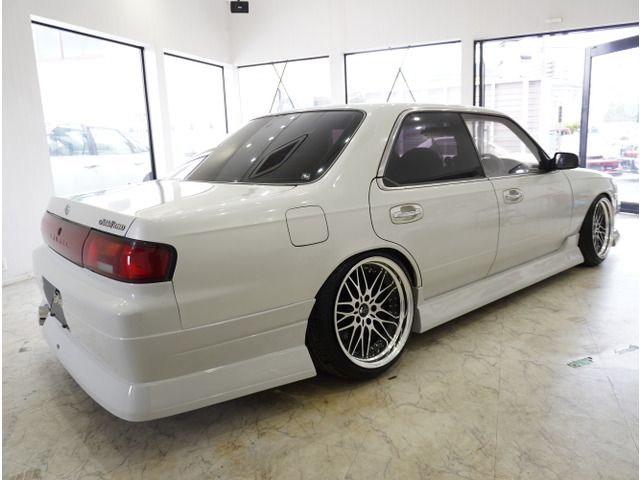 NISSAN LAUREL 1995 Image 31