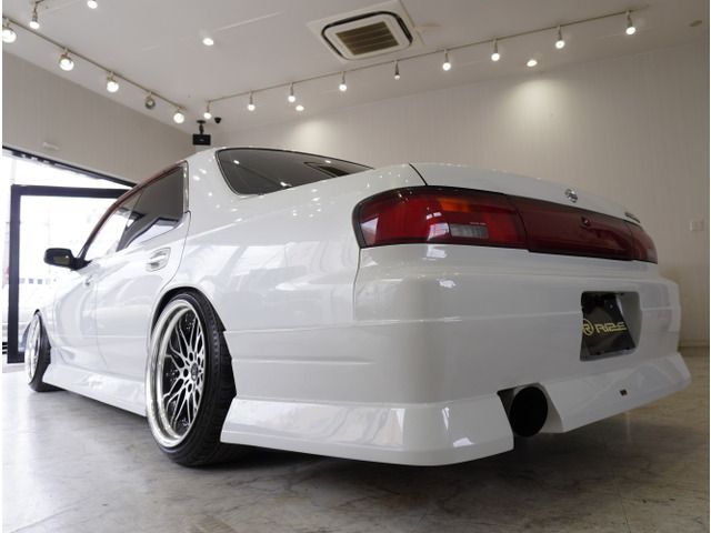 NISSAN LAUREL 1995 Image 31