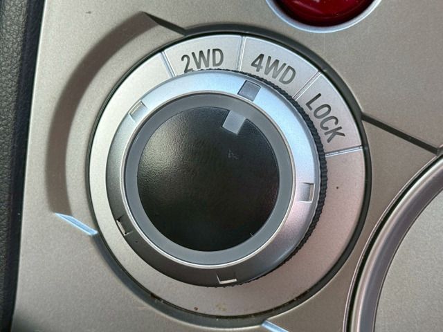 MITSUBISHI DELICA D:5 4WD 2007 Image 31
