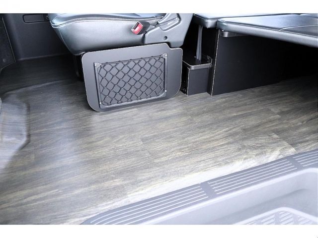 TOYOTA HIACE WAGON 4WD 2021 Image 31