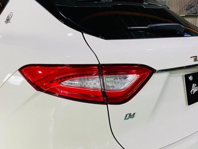 MASERATI LEVANTE 2018 Image 31