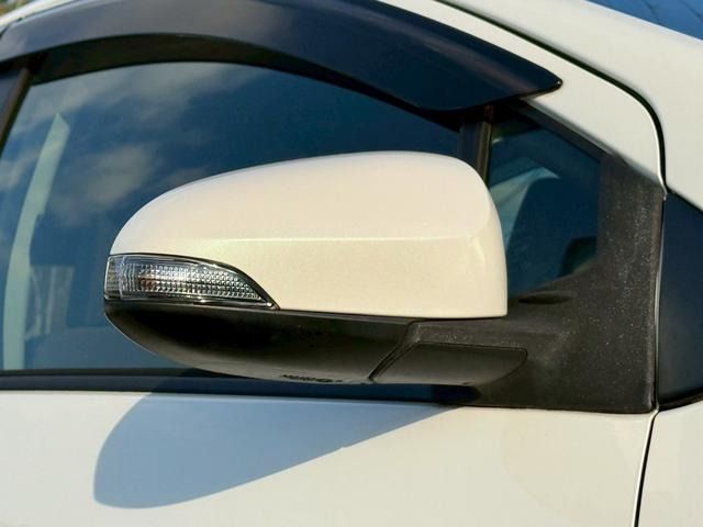 TOYOTA AQUA 2012 Image 31