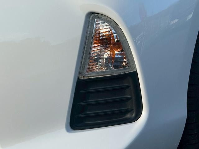 TOYOTA AQUA 2012 Image 31