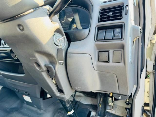 MAZDA BONGO VAN 2WD 2007 Image 31